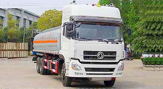 東風(fēng)天龍后雙橋化工液體運輸車